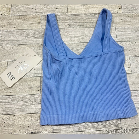 NWT Aura Top Women S/M Blue Tank Crop Ribbed Stretch Basic Yoga Workout Active - Picture 3 of 5